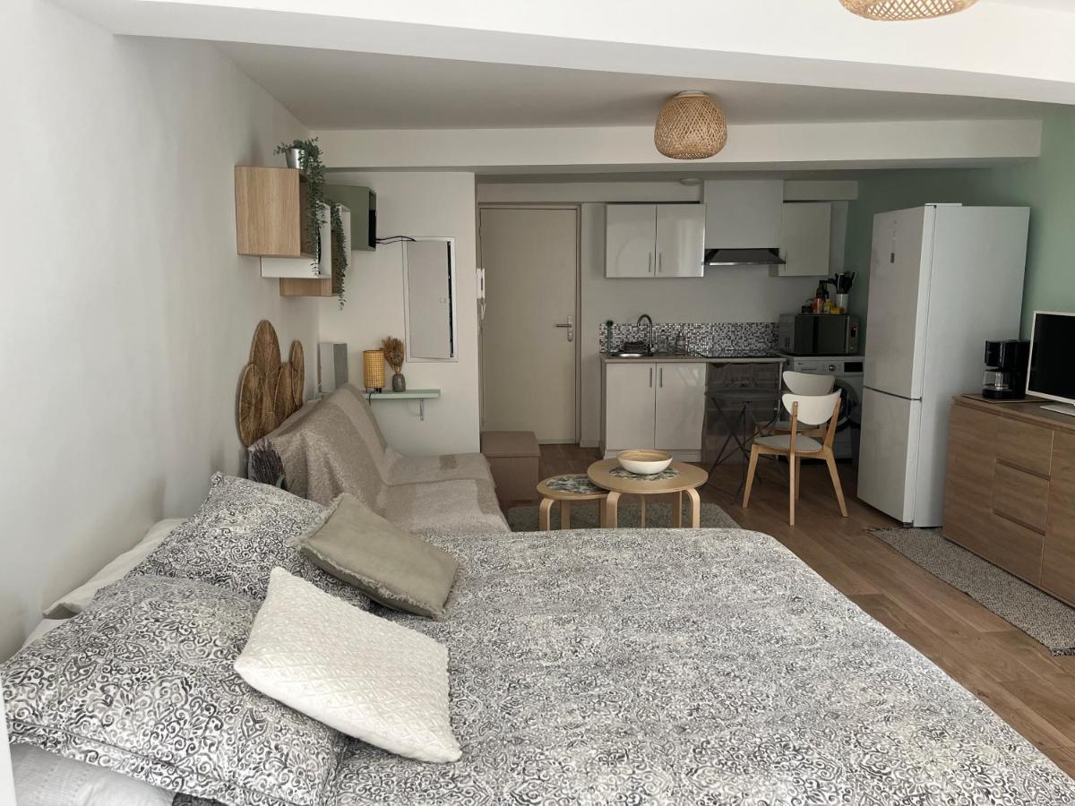 Studio Hyeres -Rue Pietonne Climatisation Lit 160 Tout Equipe - Sabrina Экстерьер фото